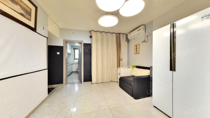 日新家园二手房实景图