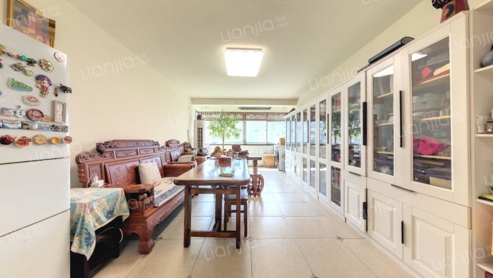 绿茵公寓二手房实景图