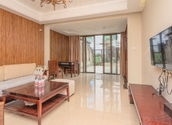 整租·金中海蓝钻 4室1厅 东/西_金中海蓝钻租房