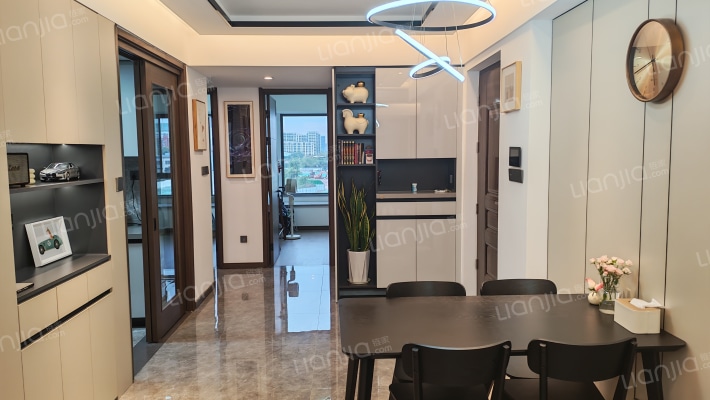 万科锦园二手房实景图