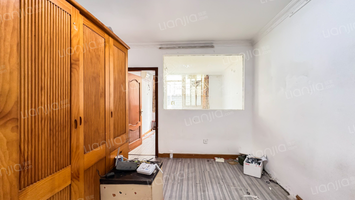 延安中路955弄二手房实景图