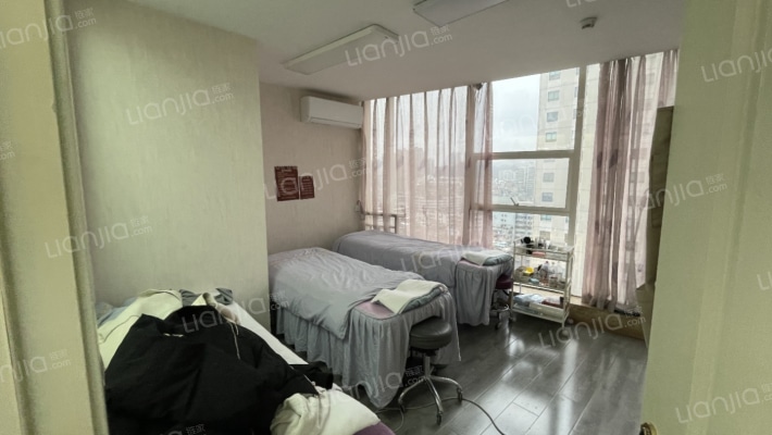 国艺大厦二手房实景图