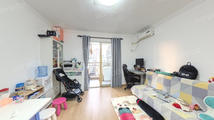 时尚名居二手房实景图