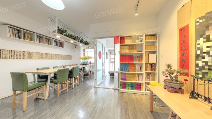 新一代国际公寓二手房实景图