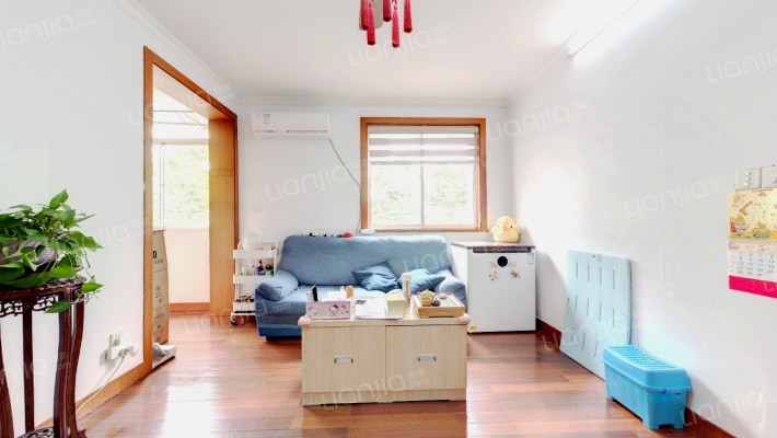 万峰小区二手房实景图