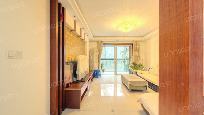 东方龙湖湾东湖苑二手房实景图