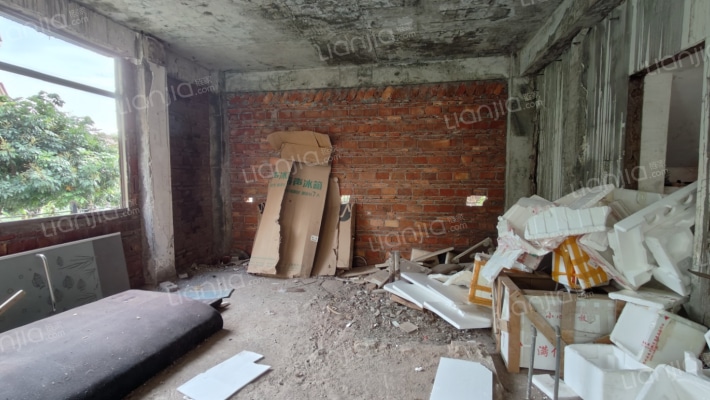 金湖园二手房实景图