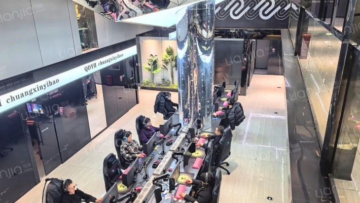 黔贵里商业步行街二手房实景图