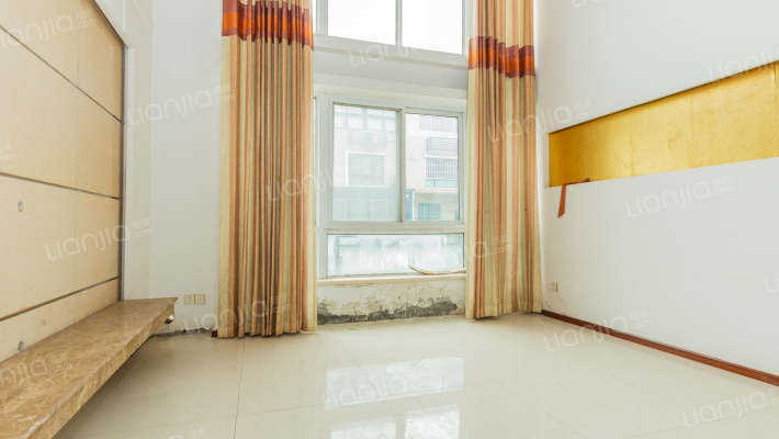 江山名洲阅江园二手房实景图