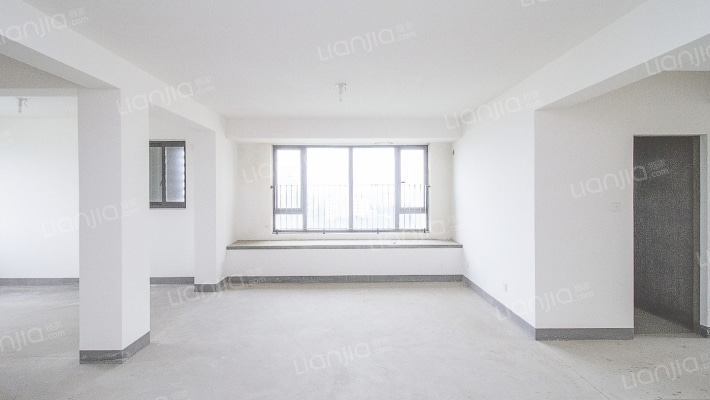 紫瑞华庭二手房实景图