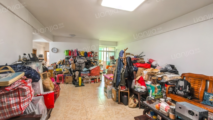 天河城管大队宿舍二手房实景图