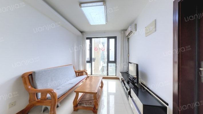 东郊小镇第二街区二手房实景图