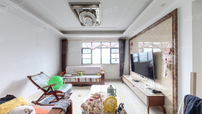 迎宾大厦棕榈学府二手房实景图