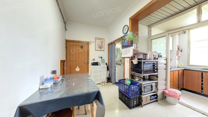 上怡新村二手房实景图