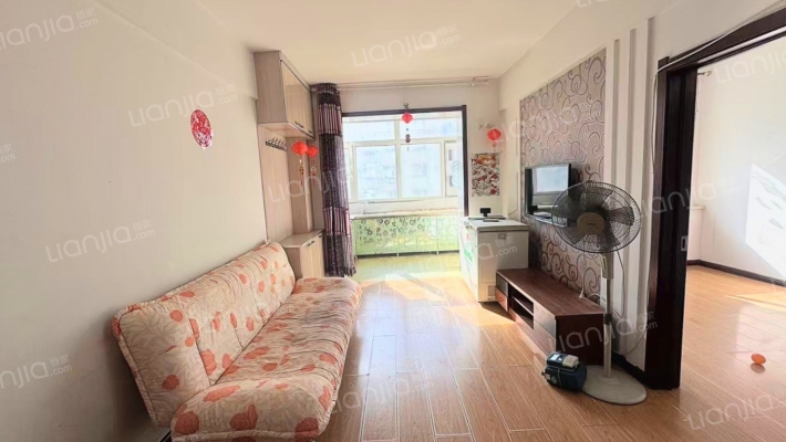 八中生态小区二手房实景图