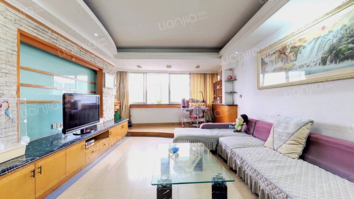 金山路158号二手房实景图