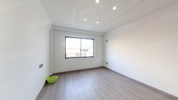 滨江中路196号二手房实景图