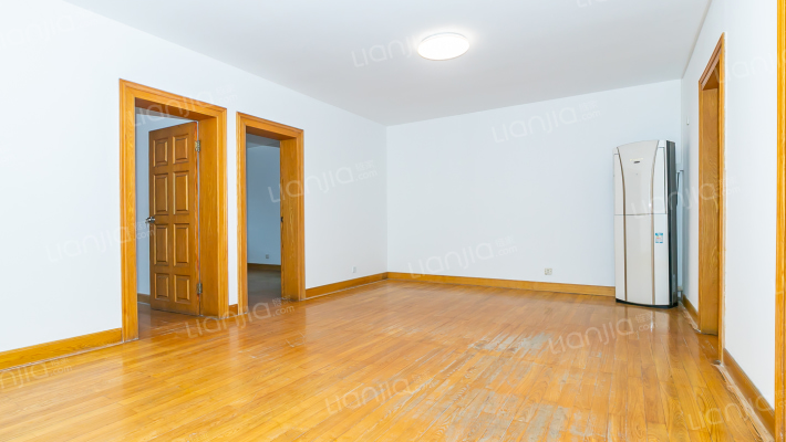 欧阳路500弄二手房实景图