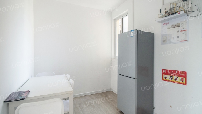 东陆新村六街坊二手房实景图