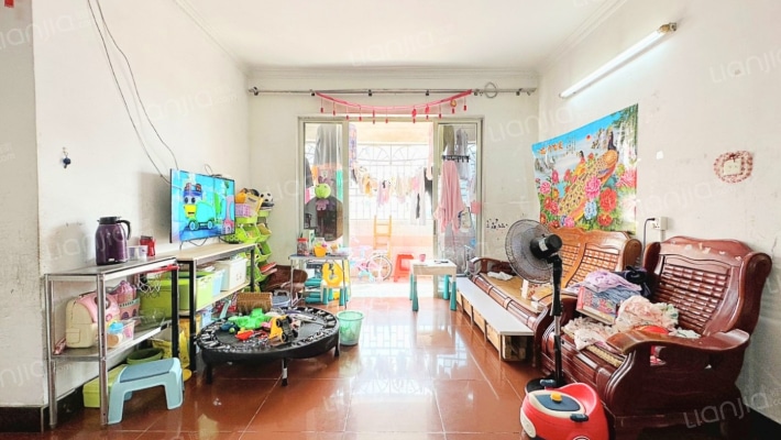 健朗花园二手房实景图