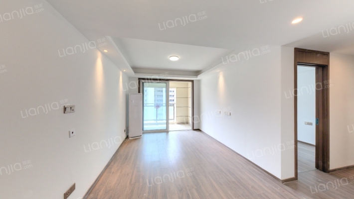 荣盛花语馨城二手房实景图