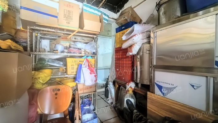 新半边街13号二手房实景图