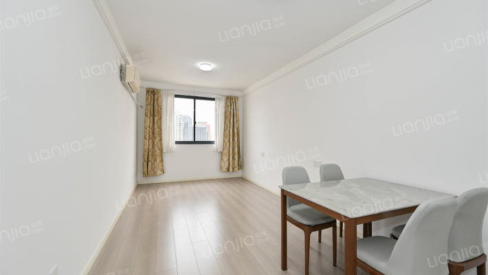 东港公寓二手房实景图