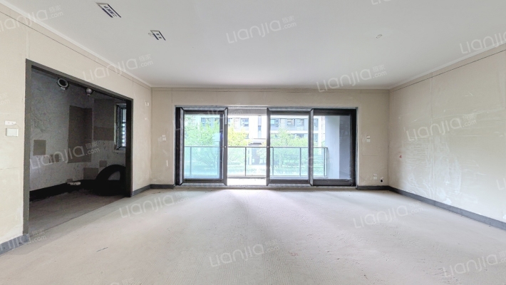 融创玖御南滨二手房实景图