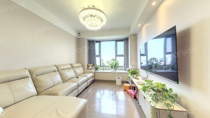 龙湖水晶郦城二手房实景图