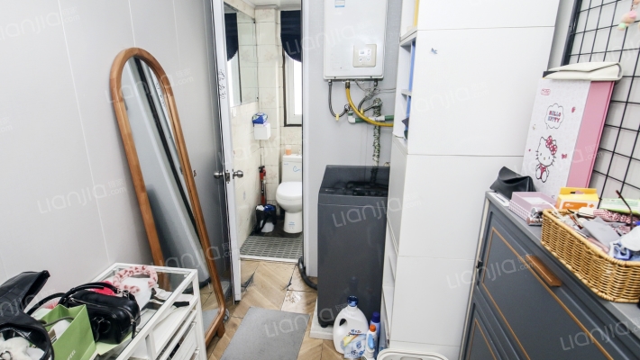 法华镇路878弄二手房实景图