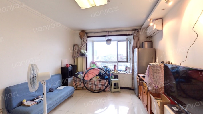 鸿坤理想城四期二手房实景图