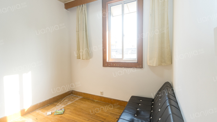 海防新村二手房实景图