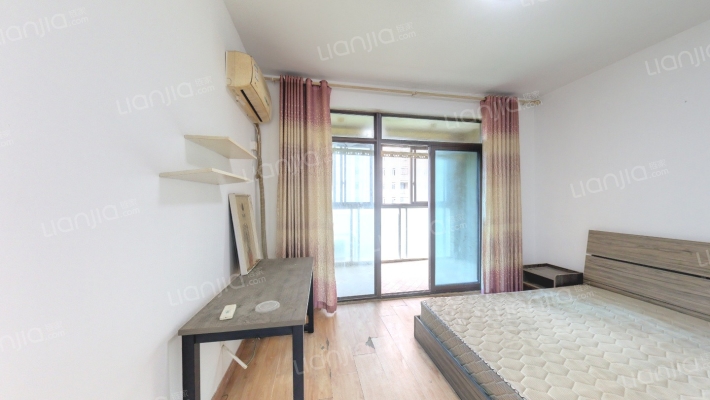 蓝鼎滨湖假日金榈园二手房实景图