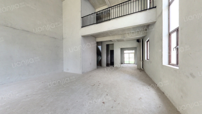 碧桂园钻石湾二手房实景图