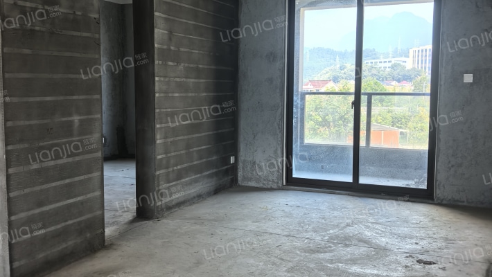 龙岗人家西区二手房实景图