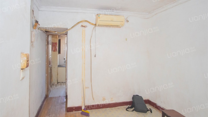 凌兆新村(凌兆路586弄)二手房实景图