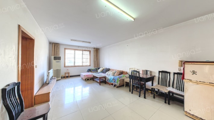 富绿新村二手房实景图