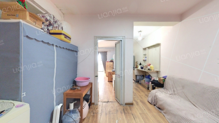 临池里二手房实景图