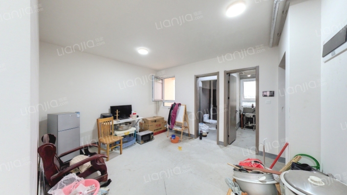 明秀临江苑二手房实景图