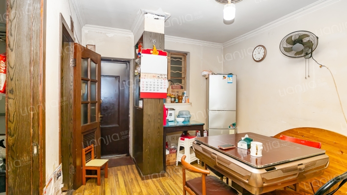 峰华大楼二手房实景图