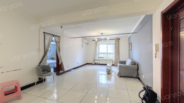 郁花园三里二手房实景图