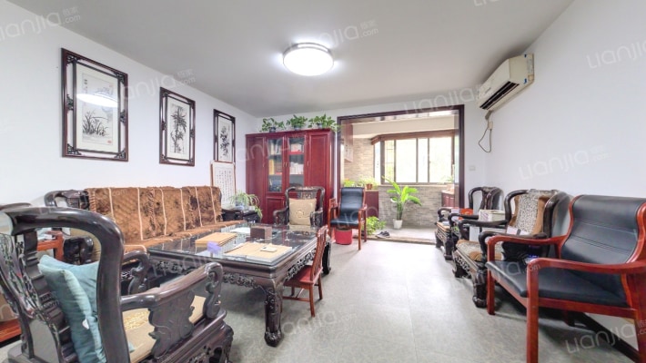 新市公寓二手房实景图