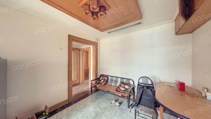 叙成里二手房实景图