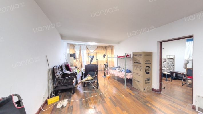 中信广场二手房实景图