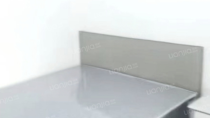 兴南华庭东区二手房实景图