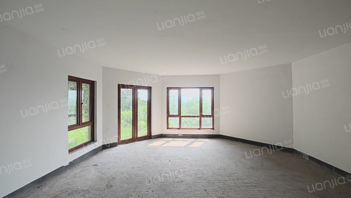 保利高尔夫白云山庄二手房实景图