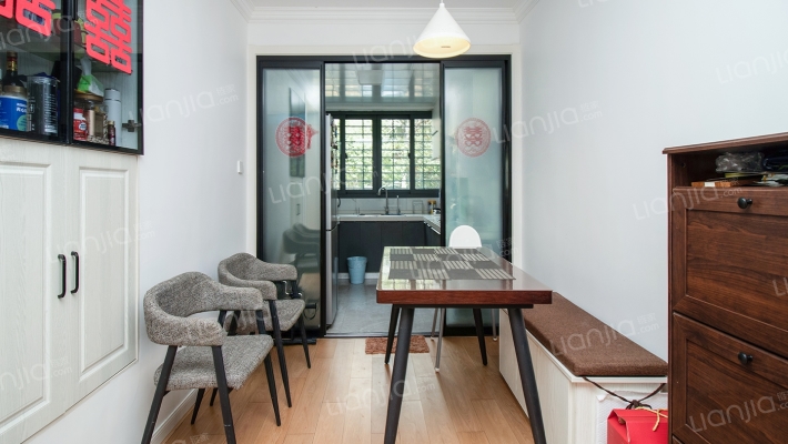 金燕家苑二手房实景图