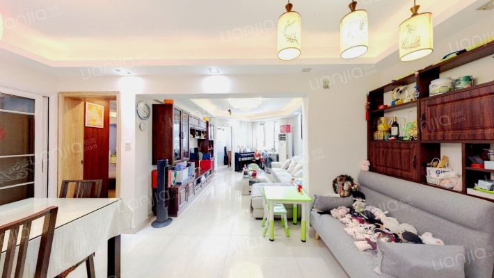 鲁班大厦二手房实景图