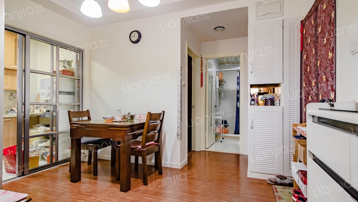 芷江小区二手房实景图