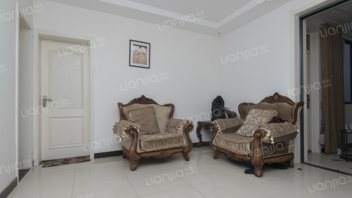 长青社区二手房实景图